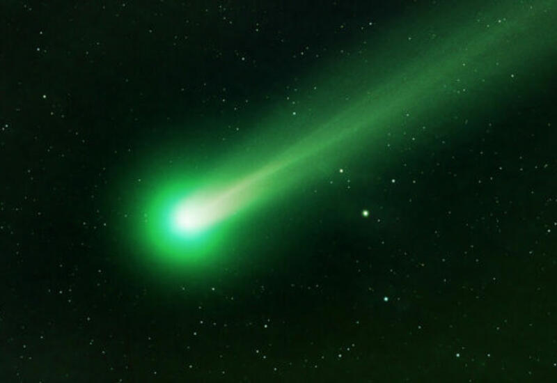 «Яшил» комета Ер томон қайтмоқда — 50 минг йил илгари кўринган (видео)