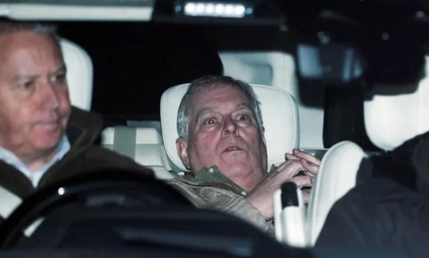 Собиқ шаҳзода Эндрю полиция маҳкамасидан қўйиб юборилди