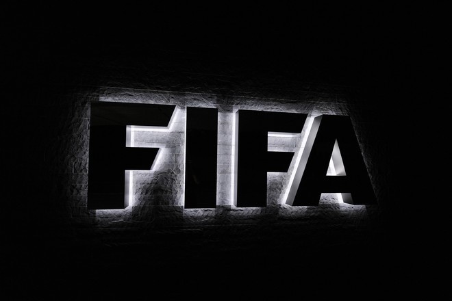Более 400 футболистов обратились за финансовой помощью к ФИФА
