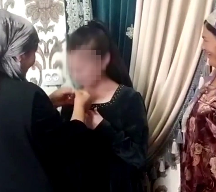 Kozoynakli qiz bilan jinsiy aloqa Porno uchun vaginal chuqurlikni qanday olchaydilar?