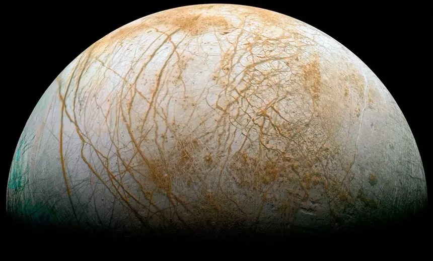 Учёные рассказали о похожем на земной океане в космосе