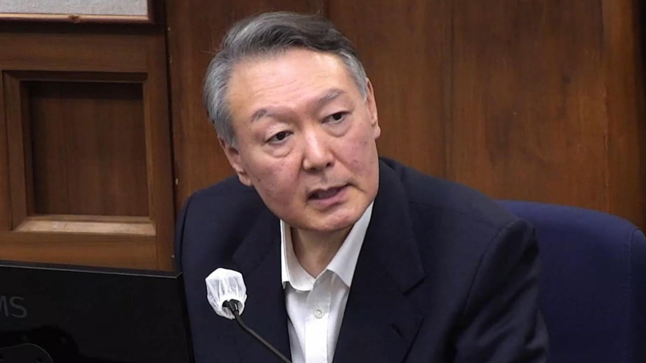 Жанубий Кореяда собиқ президент Юн Сок Ёл 5 йилга қамалди