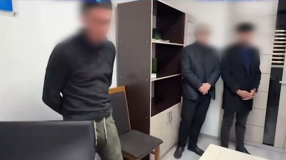 Ишқий танишув 700 долларлик «шантаж» билан якунланди