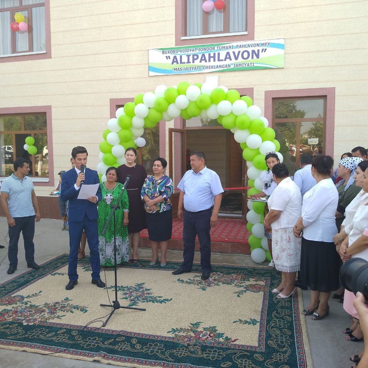 Uy qurilishi qozoq seksi video Uy qurilishi qozoq seksi video