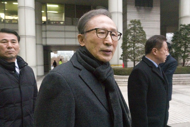 Экс-президент Южной Кореи получил 17 лет тюрьмы