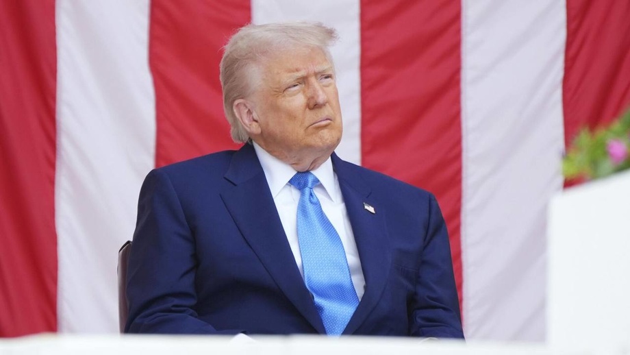 Трамп Миллий хавфсизлик кенгаши аъзоларини Оқ уйда тўплади