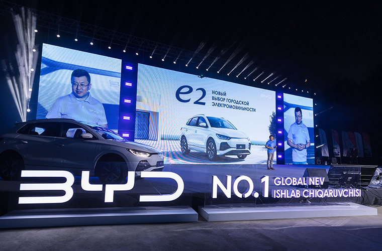 BYD O‘zbekistonda shahar elektromobillari uchun yangi tanlov bo‘lmish e2 Luxe elektromobilini taqdim yetdi