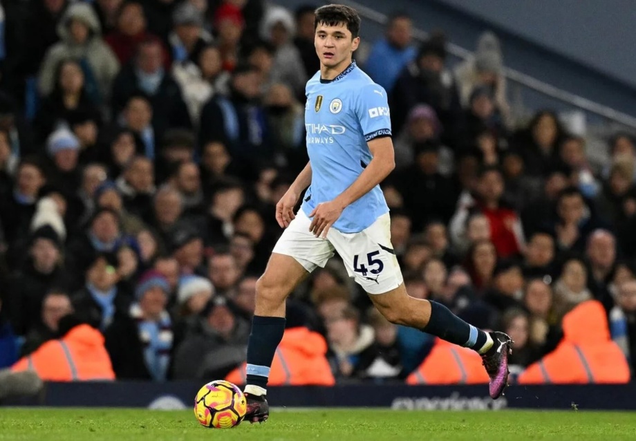 “Ёритгич нуридаги қуён”дан “Манчестер Сити” ҳимояси устунигача... BBC нашри Абдуқодир Ҳусанов ҳақида