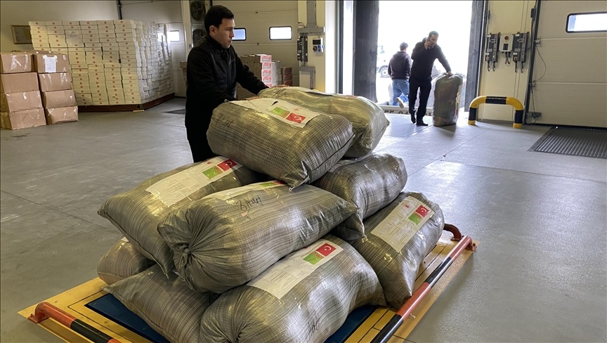 В Туркменистане продолжается кампания помощи пострадавшим от землетрясения в Турции