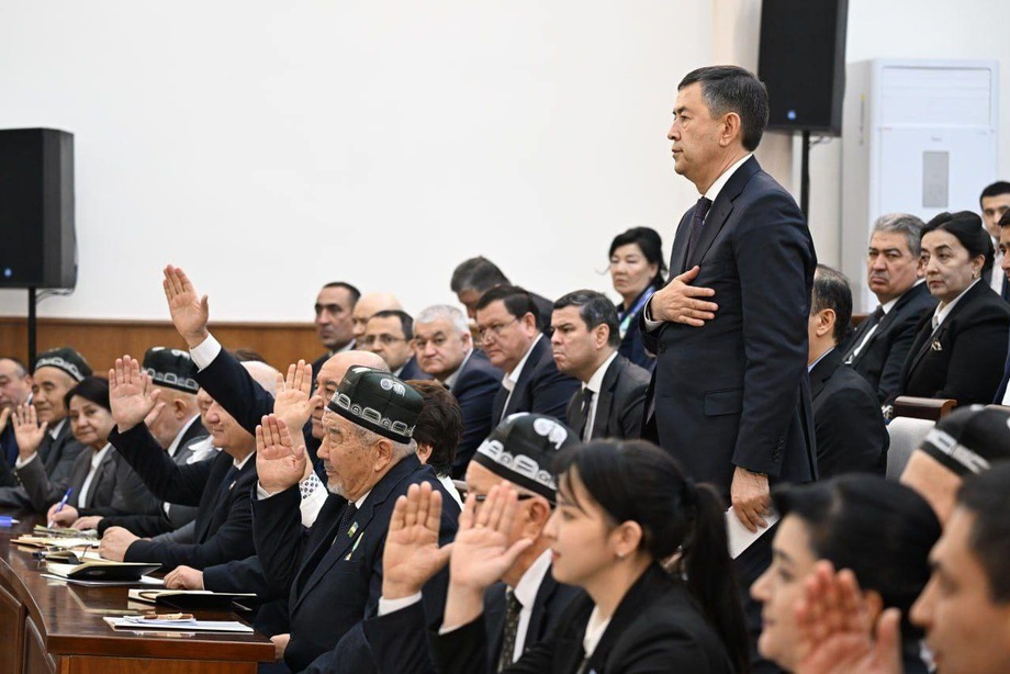 Erkinjon Turdimov Sirdaryo viloyati hokimi lavozimiga tasdiqlandi