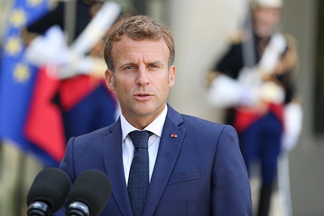 Макрон: мир поставил талибам условия