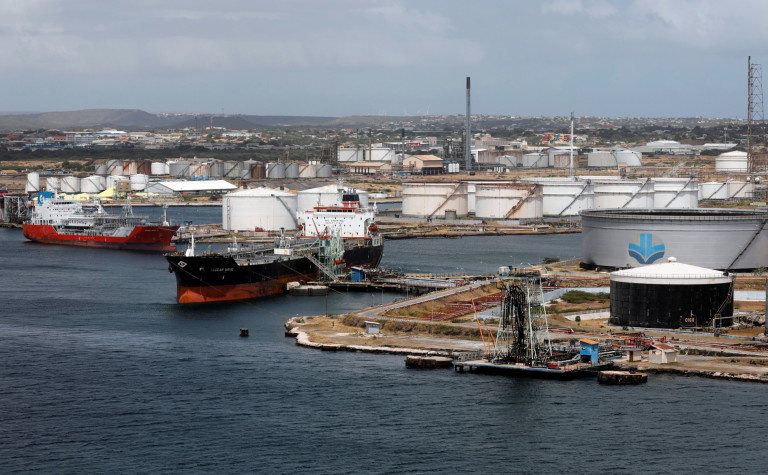 Tramp Venesuelaga qarshi dengiz qamalini e’lon qildi