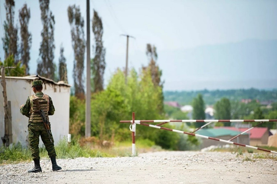 На кыргызско-таджикской границе произошла перестрелка