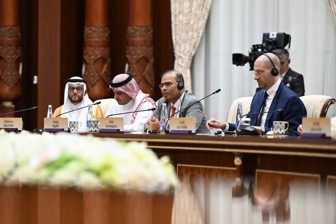 Ўзбекистон Каспий денгизи тубидан ўтадиган интернет тармоғига уланишни режалаштирмоқда