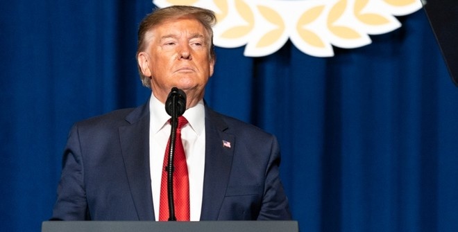 Трамп заявил о возможности остаться президентом на 14 лет