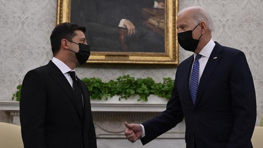 Киев: Зеленский обсудил с Байденом проведение заседания комиссии Украина - НАТО