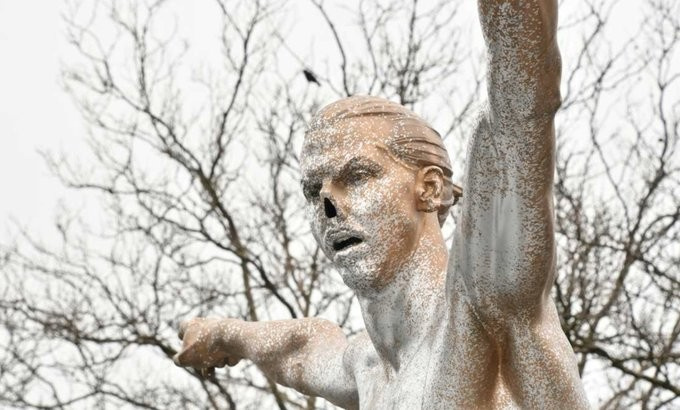 «Мальмё» фанатлари «Ибрагимович»ни бурунсиз қолдиришди