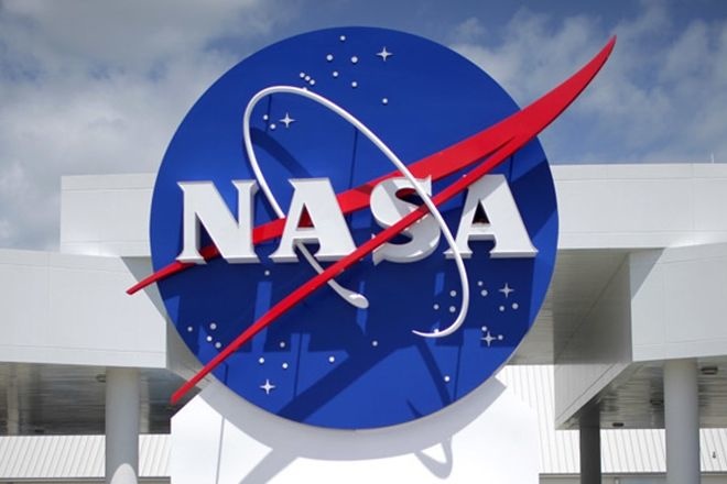 В NASA сообщили об отсутствии планов запуска ракеты SLS к Луне до 6 сентября