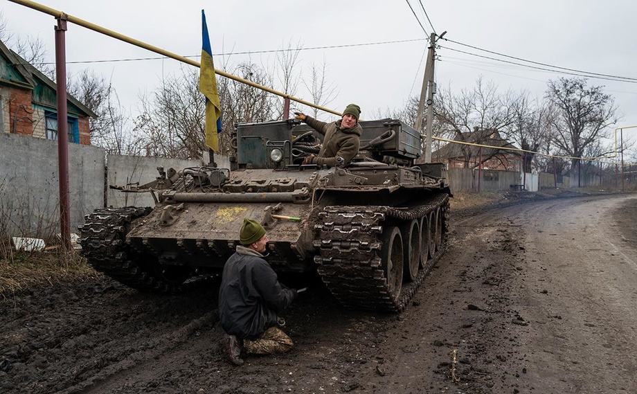 Украина армияси Донецкдаги муҳим шаҳар бўйича баёнот берди