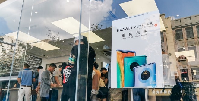 Huawei Mate 30 лишили возможности установить сервисы Google