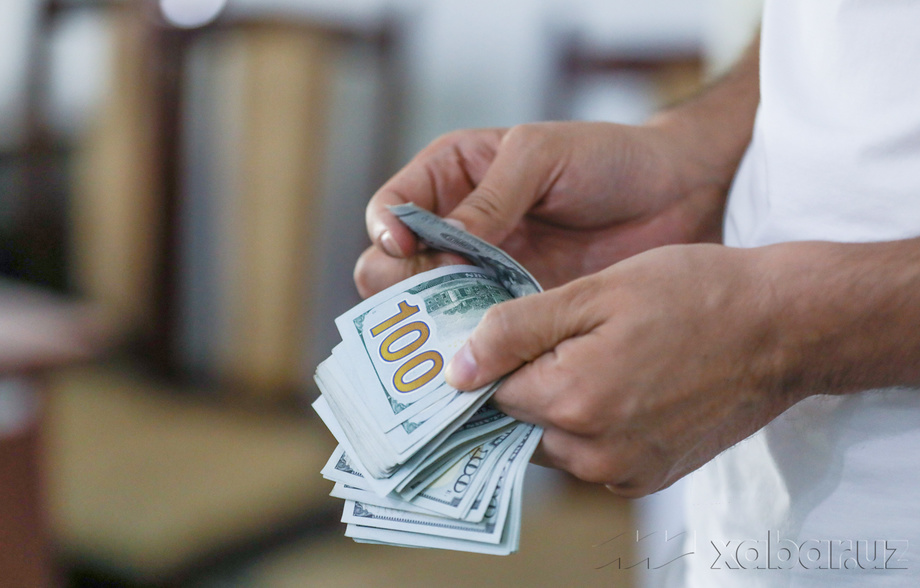 Янги йилда доллар курси қанчага етади?