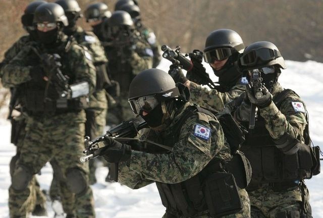 Южная Корея провела военные учения у островов Токто