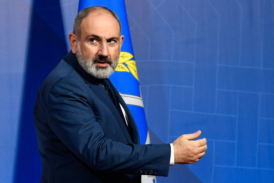 Пашинян Қорабоғ Озарбайжонга тегишли эканини айтди