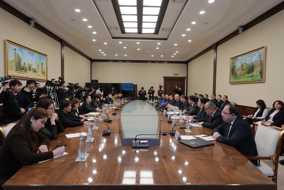 Одил судлов фаолияти бўйича катта анжуман ўтказилди