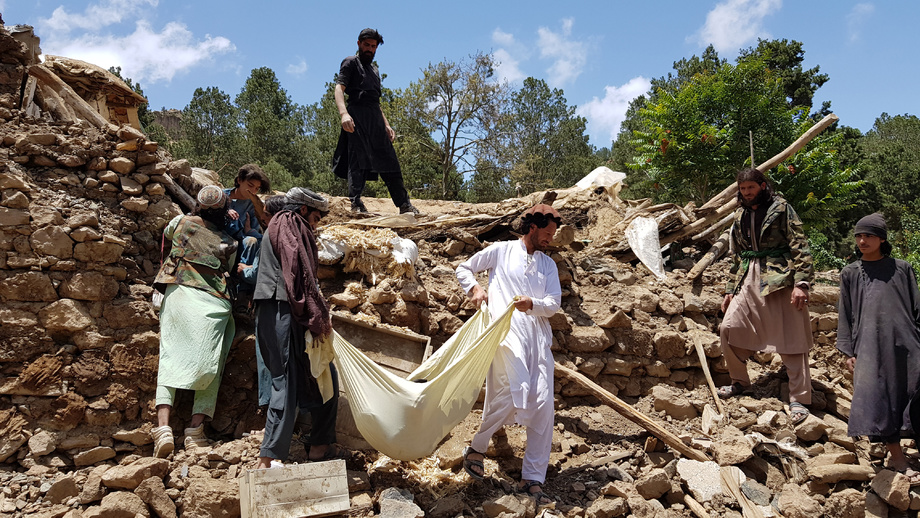 Afg‘onistondagi zilzila qurbonlari soni 2 ming nafarga yetdi