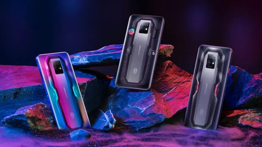 Представлен рейтинг мощнейших Android-смартфонов за март (фото)