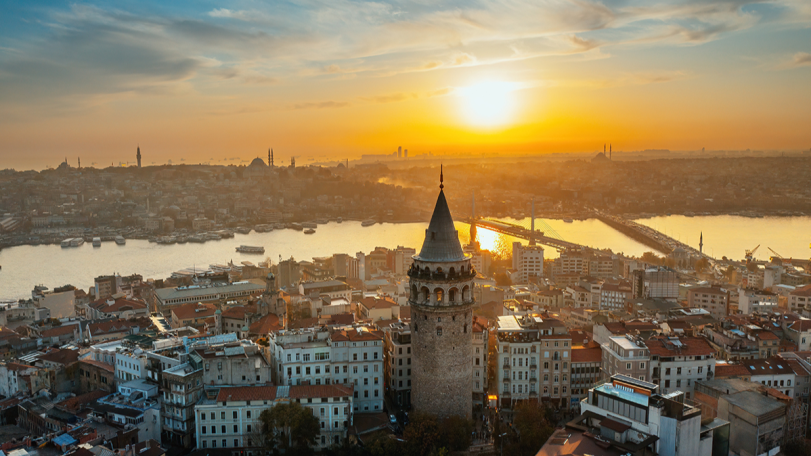 Istanbulda kamida to‘qqiz nafar turk shou-biznesi yulduzlari ushlandi