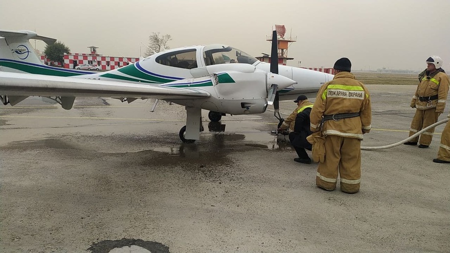В аэропорту Ташкента совершил вынужденную посадку самолет кыргызской авиакомпании
