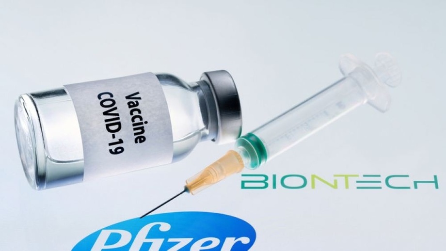 Еврокомиссия одобрила новую версию вакцины против COVID от BioNTech-Pfizer