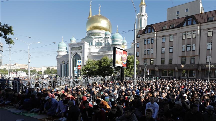 Мусульмане России и Казахстана празднуют Рамазан (фото)