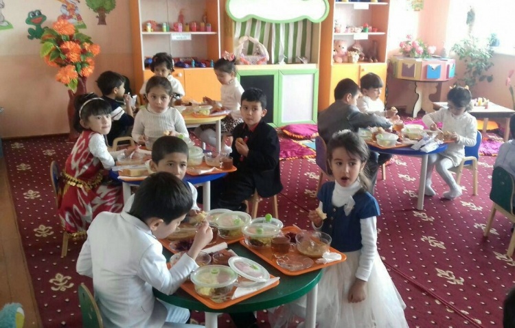 Chelyabinsklik Olga o‘z uyida qo‘shnisining bolasi bilan jinsiy aloqada bo‘lgan.