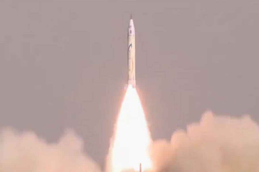 В Китае запустили первую частную ракету (видео)