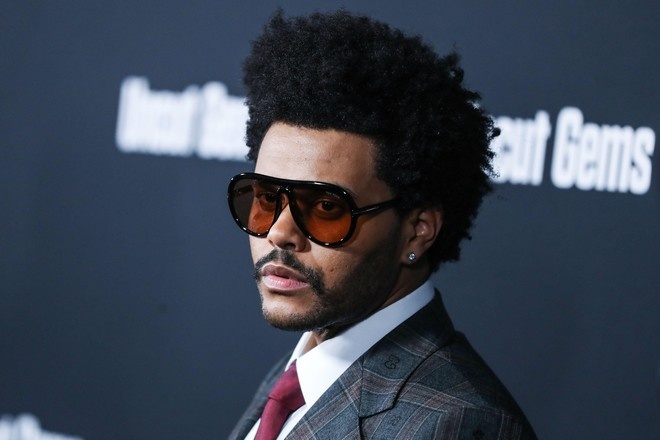 Певец The Weeknd пожертвовал $500 тысяч на защиту прав афроамериканцев