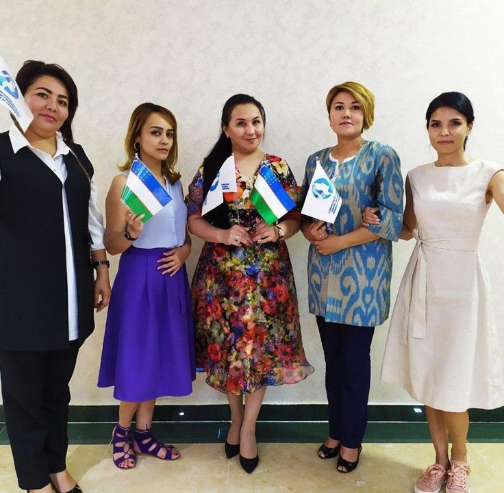 Katta lablari bilan mushuk porno video