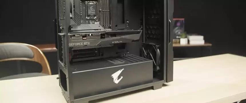 Вы не увидите кабелей в этом ПК. Спасибо Gigabyte (фото)