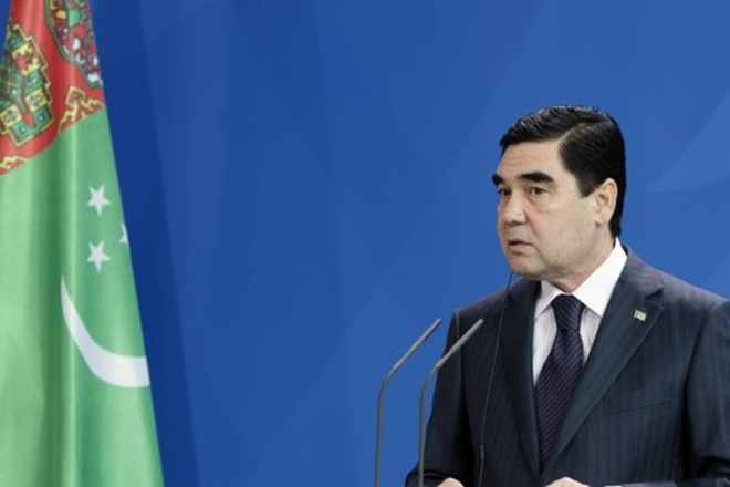 Президент Туркменистана провёл тренировку для силовиков (видео)