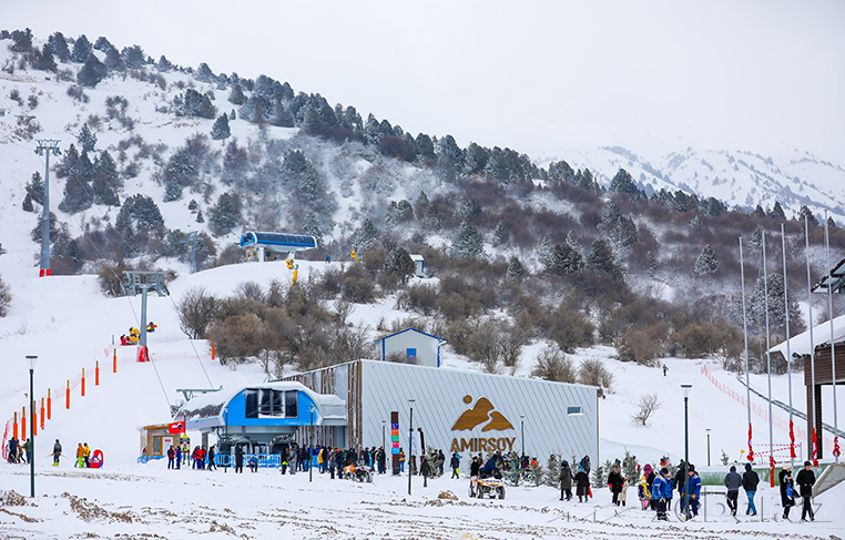 Amirsoy va Chimyonga borish osonlashadi: 20 ta mikroavtobus yo‘nalishga chiqarildi
