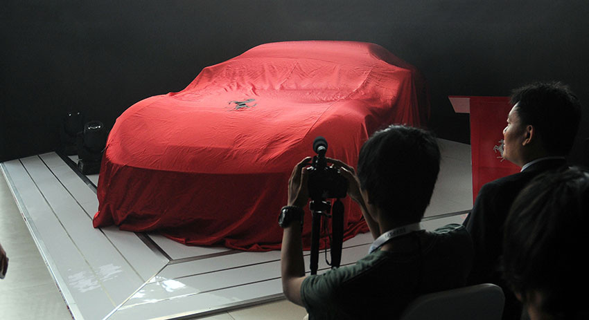 Ferrari порадует автолюбителей новым спорткаром