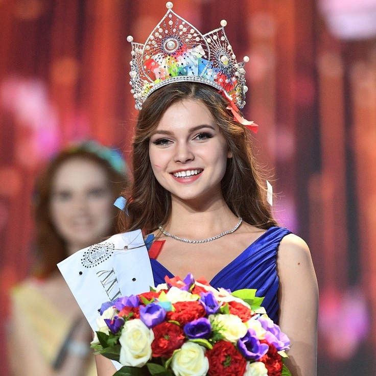 Rus oilaviy porno orgiya Nemis ayollari plyajda tepasiz