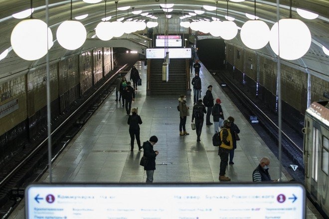 Мужчина устроил стрельбу в московском метро