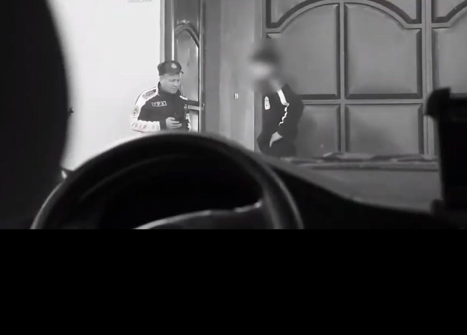 Бегона авторақамда сайр қилиш 17 ёшли йигитга қимматга тушди