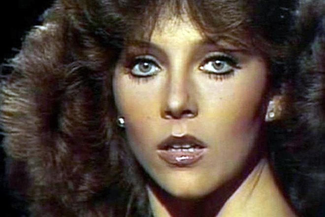 Qora erkak jinsiy aloqa bilan gimnastika