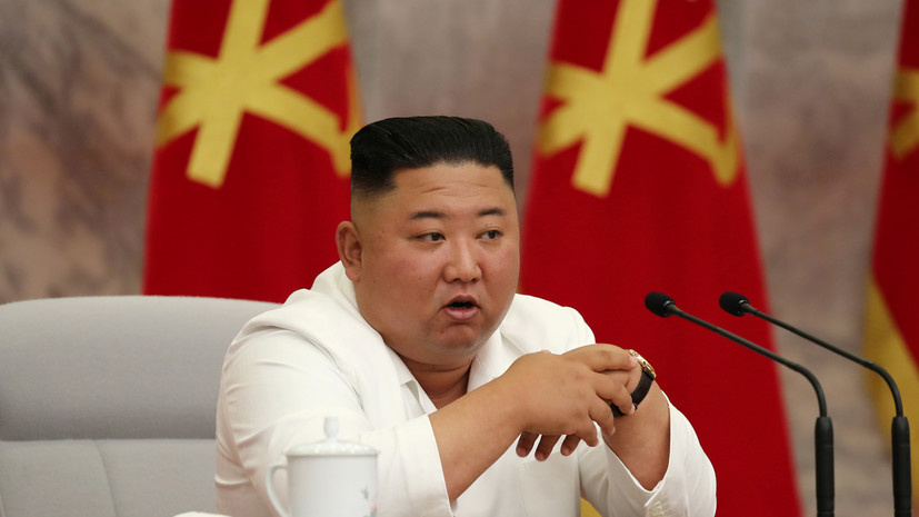 Ким Чен Ын обсудил боеготовность армии КНДР