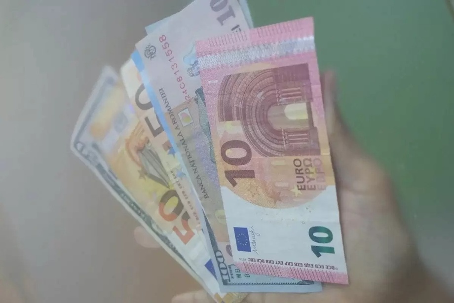 Купюры евро будут выглядеть по-другому