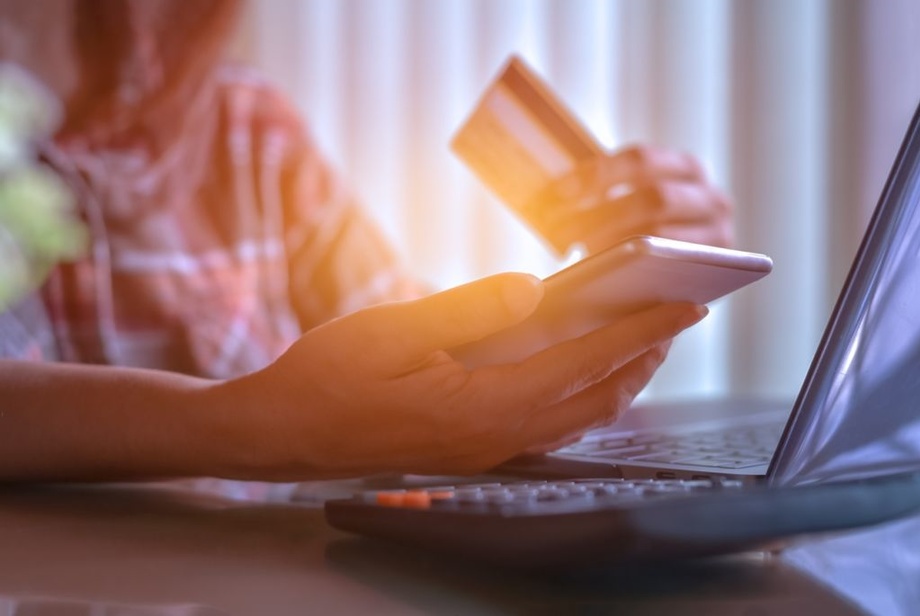 Молодежь становится жертвой кибермошенников больше