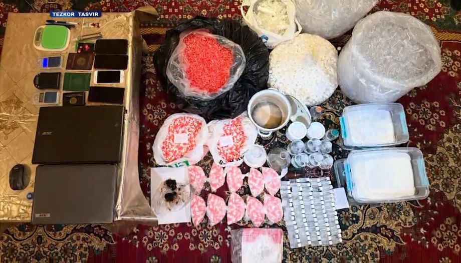 В Ташкенте обнаружили нарколабораторию и крупную партию психотропных веществ